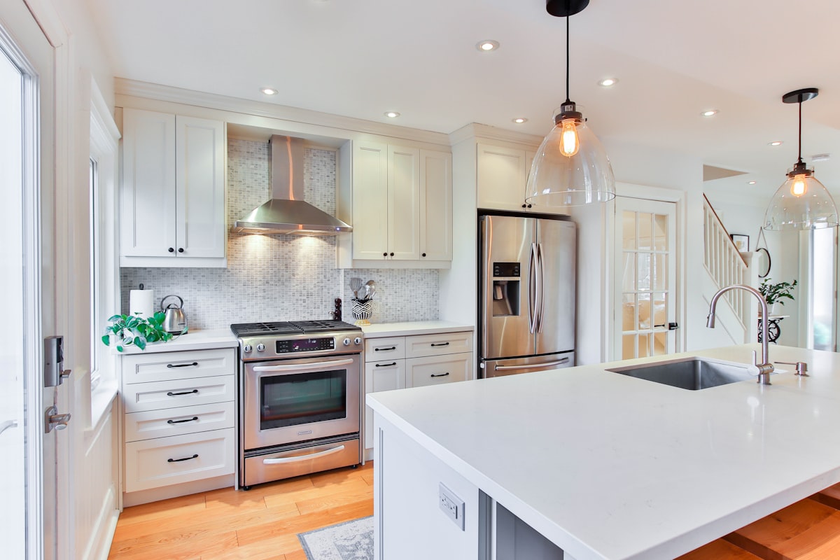 Modern Quiet Kitchen